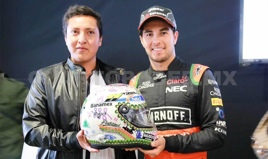 Recibió “Checo” casco diseñado para GP México