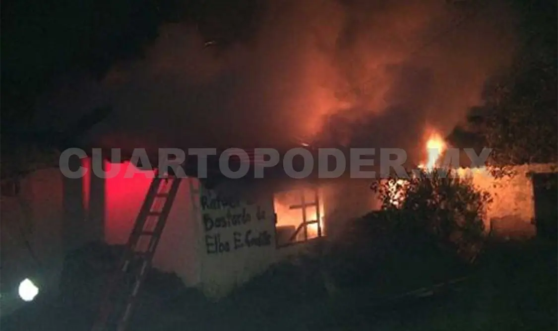 Incendian oficinas de la Zona 028