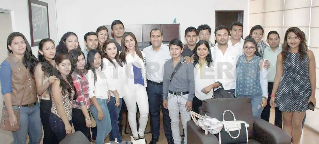 Se impulsará el Parlamento Juvenil en el Congreso local