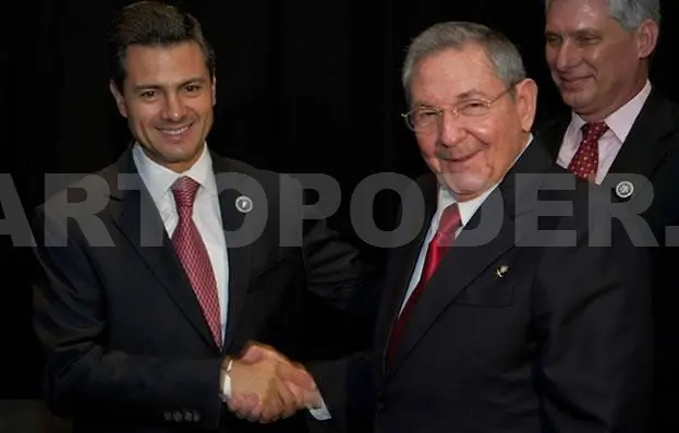 Anterior encuentro entre Peña Nieto y Raúl castro Ruz / Archivo