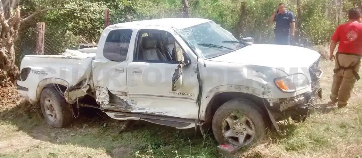 Vuelca Tundra en Chiapa de Corzo