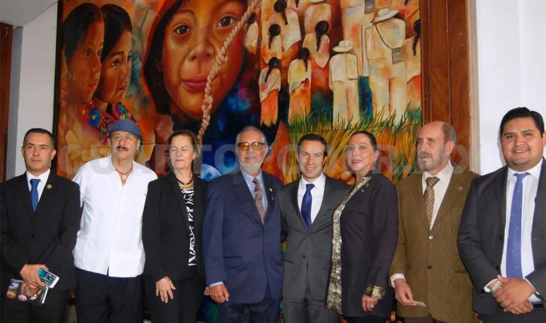 Líderes presentes en la inauguración del evento. CP