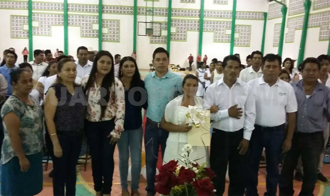 Se dieron el sí en boda colectiva