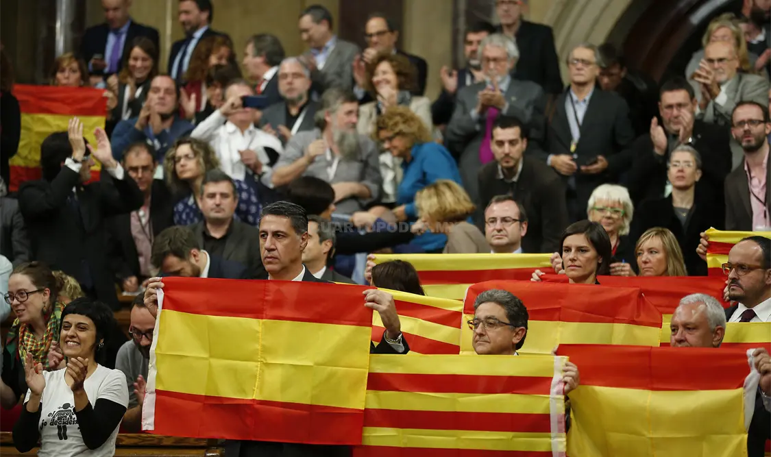 Votación en el Parlamento de Cataluña. AP
