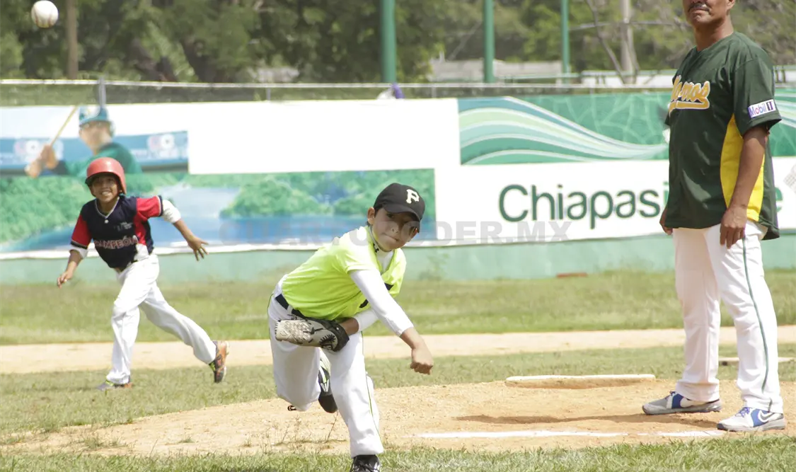 El primer partido, de la categoría Prejunior, estuvo a cargo del equipo Piratas contra Mangueritos. Guillermo Ramos / CP