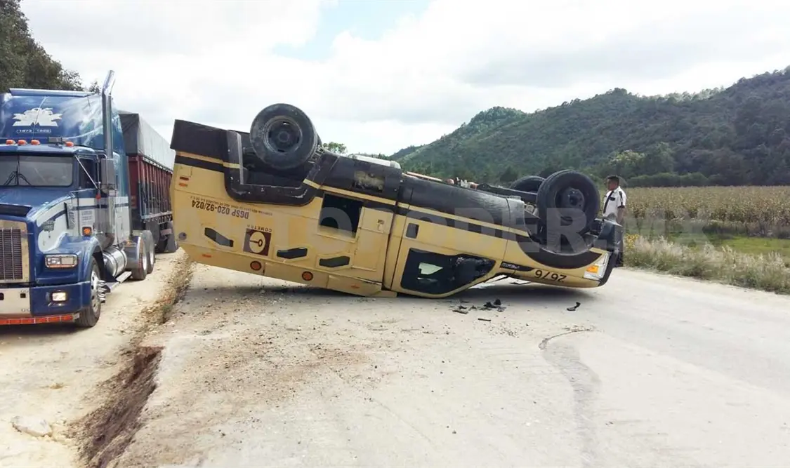 Vuelca “rinoceronte” de Cometra