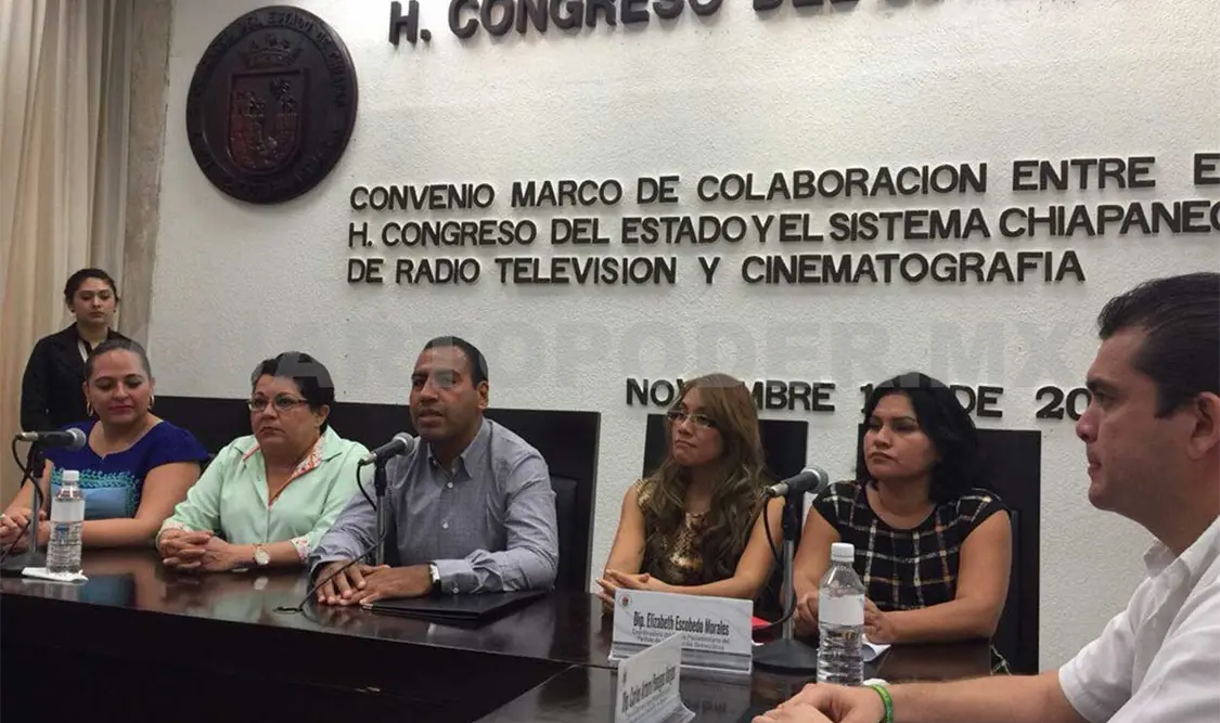 Firman convenio, Congreso y Radio y TV de Chiapas
