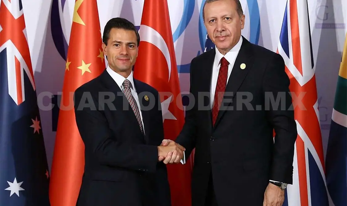 Saludo presidencial entre Peña Nieto y Recep Tayyip Erdogan.
