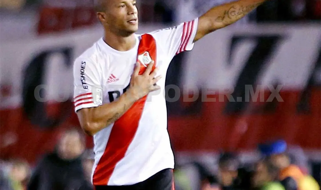 Rayados oficializó fichaje de Sánchez