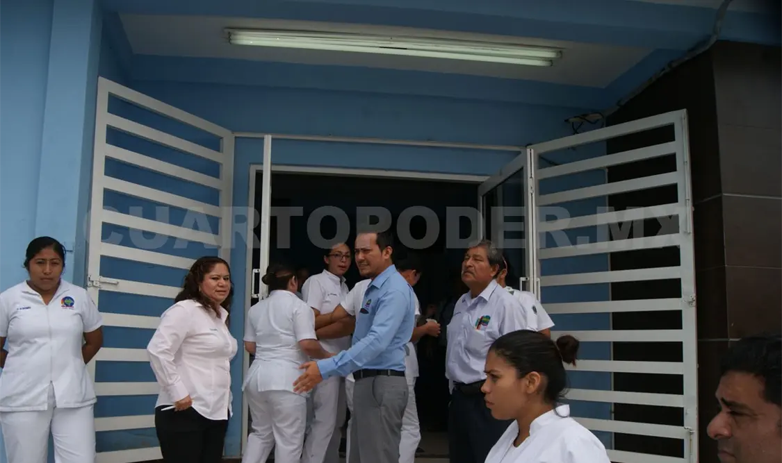 Estudiantes muestran desacuerdo por cuotas