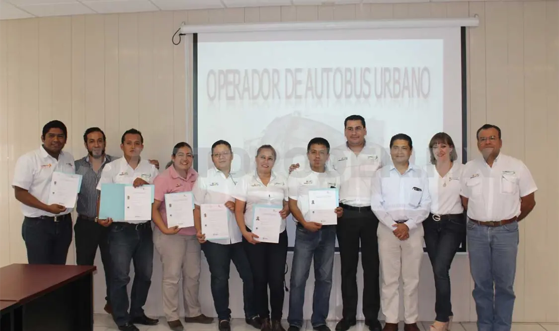 Certifican competencia laboral