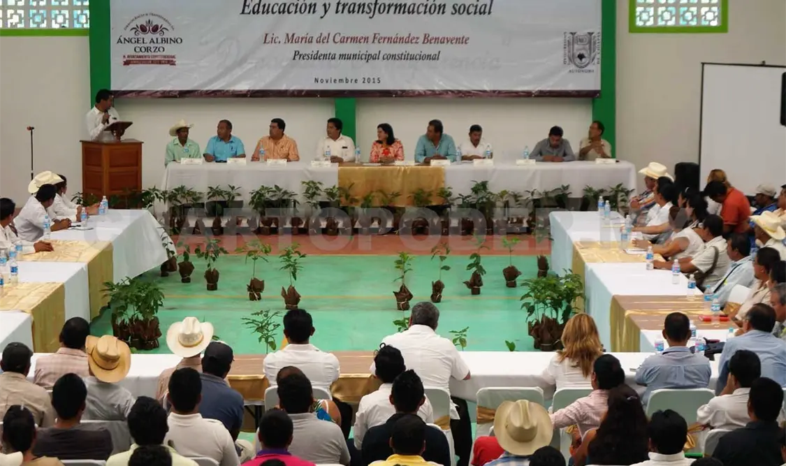 Realizan foro Ideas con Café