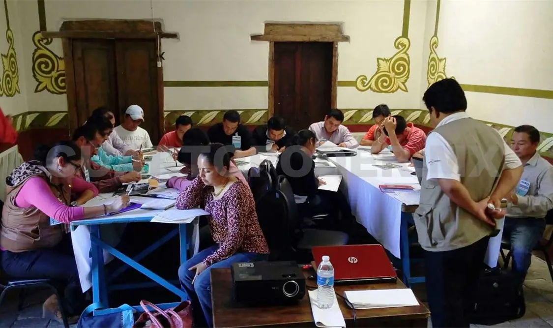 Indígenas participan en consulta nacional