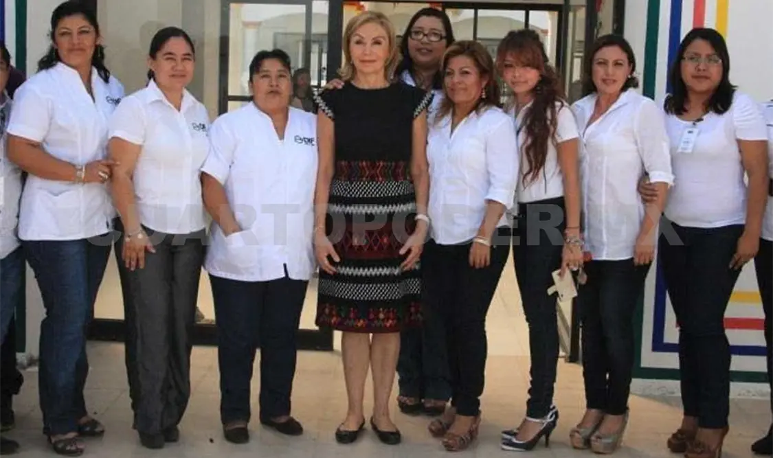 En el estado se trabaja diariamente para garantizar los derechos de las chiapanecas: Leticia Coello de Velasco. CP