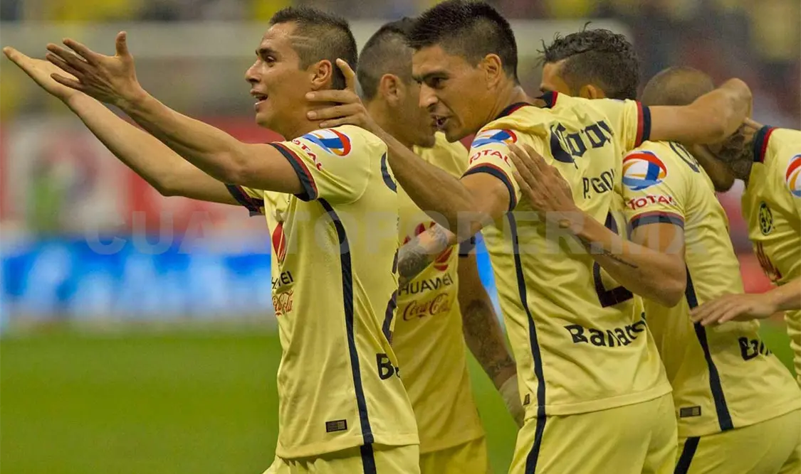 Americanistas festejan el triunfo ante León. Notimex