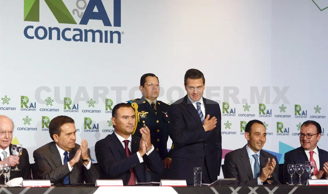 Ceremonia de clausura de la 22 Reunión Anual de Industriales, encabezada por el presidente Peña Nieto.