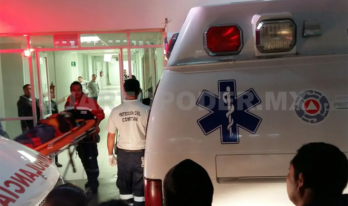 Los tres hombres que iban en la moto fueron internados en el Hospital de General de Comitán. Dos de ellos perdieron la vida en urgencias y el otro permanece grave. Flor Cordero / CP