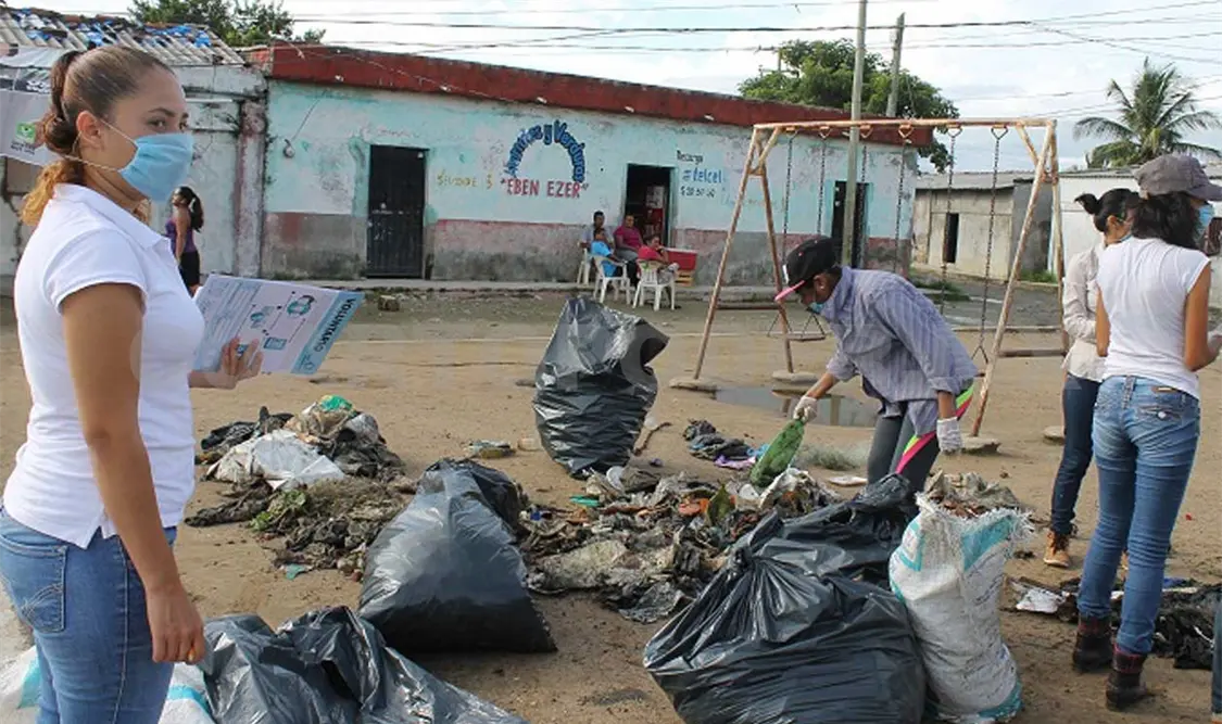 Los trabajos de limpia fueron realizados por autoridades y habitantes. CP