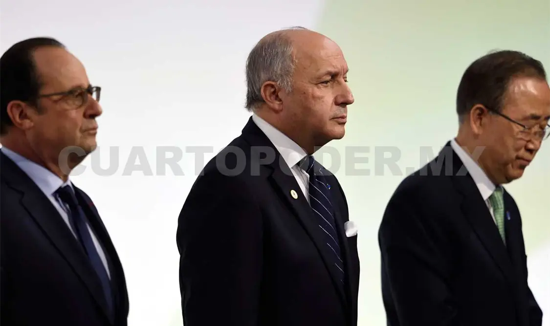 Arranca la COP21 con un minuto de silencio por las víctimas de los atentados de París del 13 de noviembre. Presidencia
