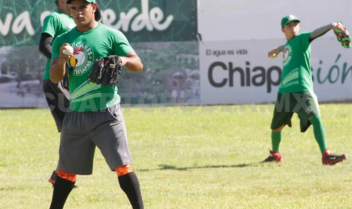 Los emplumados entrenaron varios días en el estadio Panchón Contreras para recibir a sus actuales rivales.