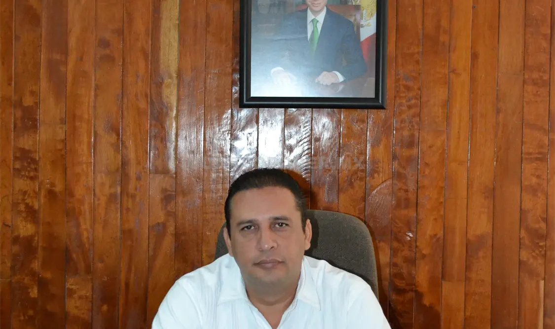 Diputado por el partido Verde, Rubén Peñaloza / María José Díaz