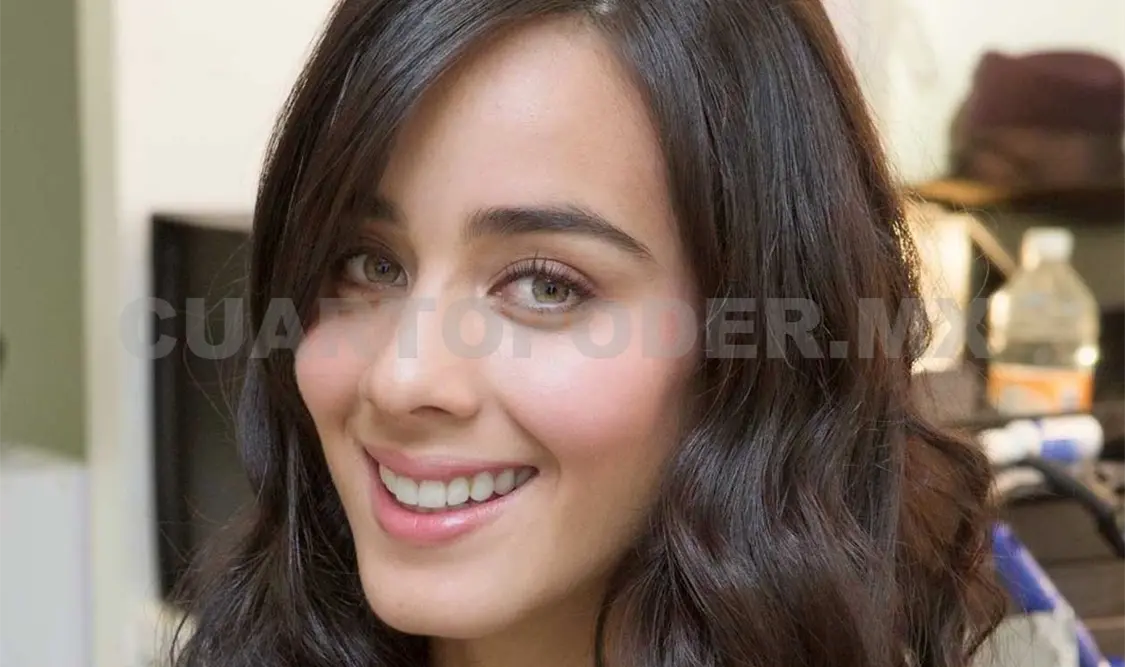 Esmeralda Pimentel ya tiene nuevo galán