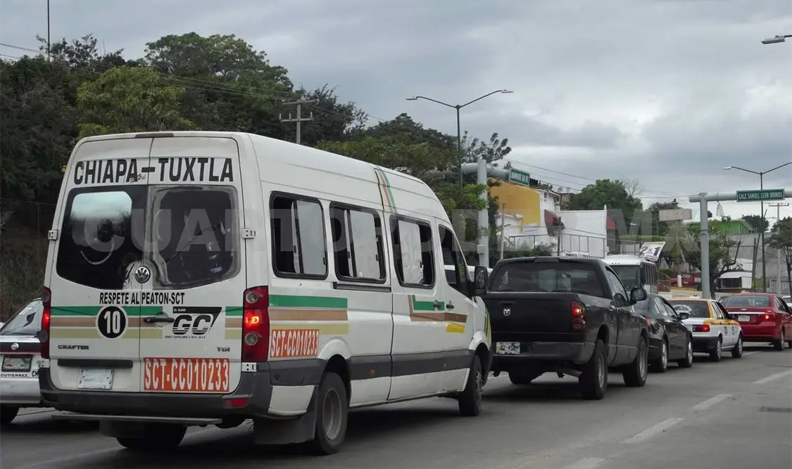 Cafre atenta contra seguridad vial
