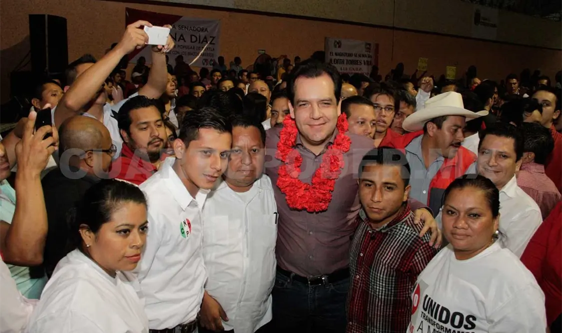 Desarrollo de Chiapas, no solamente social: Albores