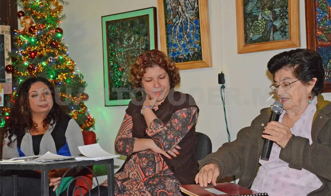 Las escritoras Gilda Rincón, Rebeca Ruiz y Damaris Disner. Darwin Mendoza