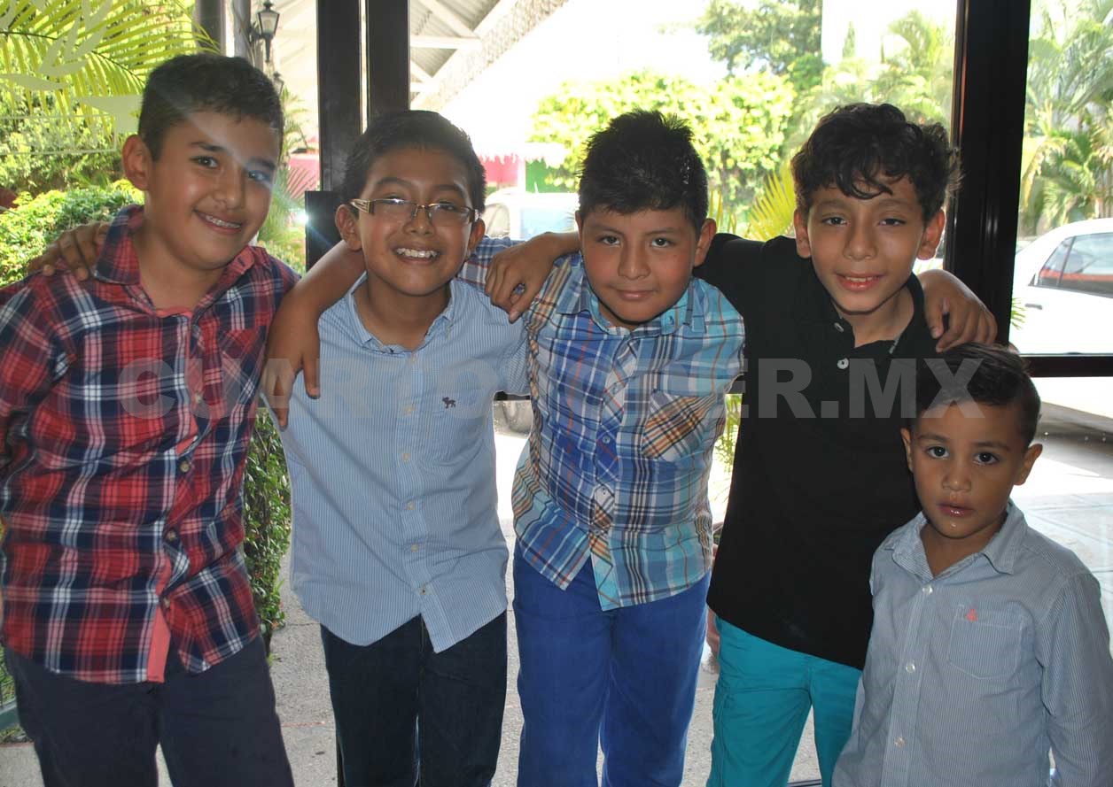 Festejan por partida doble
