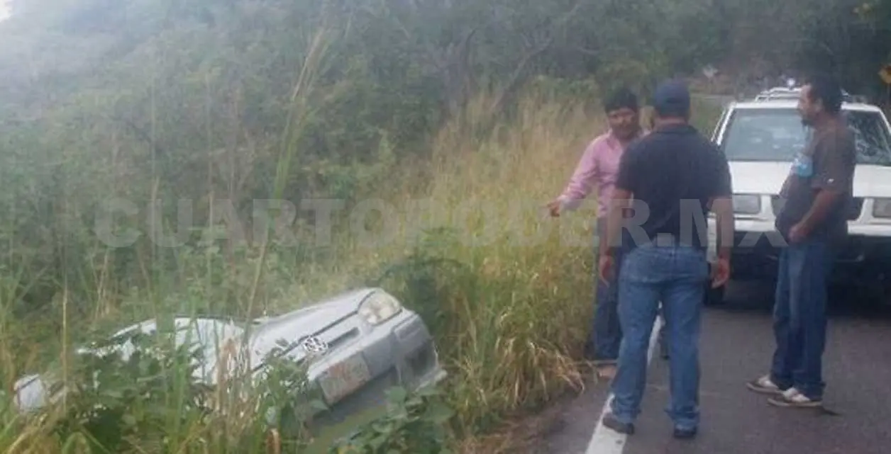 Estuvo a punto de caer al barranco