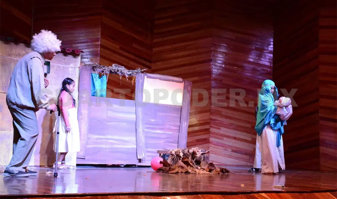 Alumnos de actuación montan obra religiosa