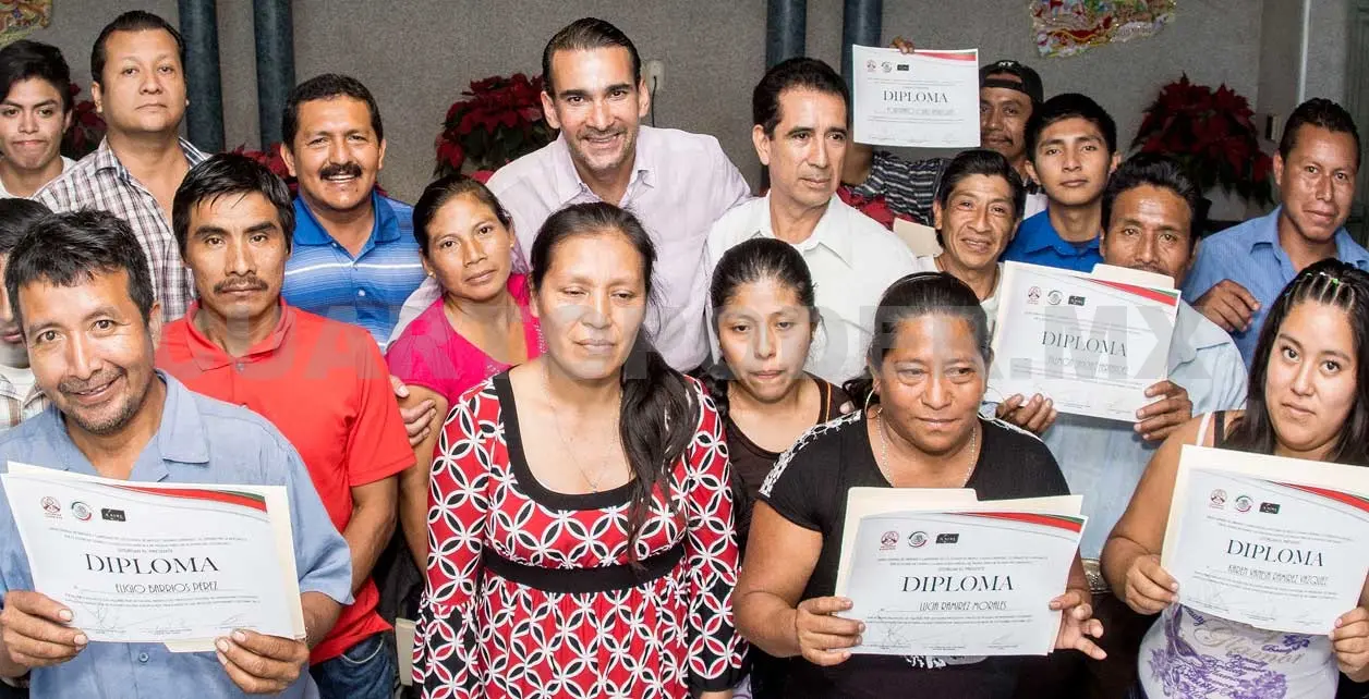 Gestionan capacitación a productores