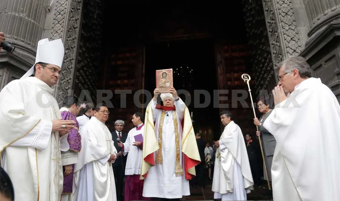 Abren Puerta Santa de Catedral