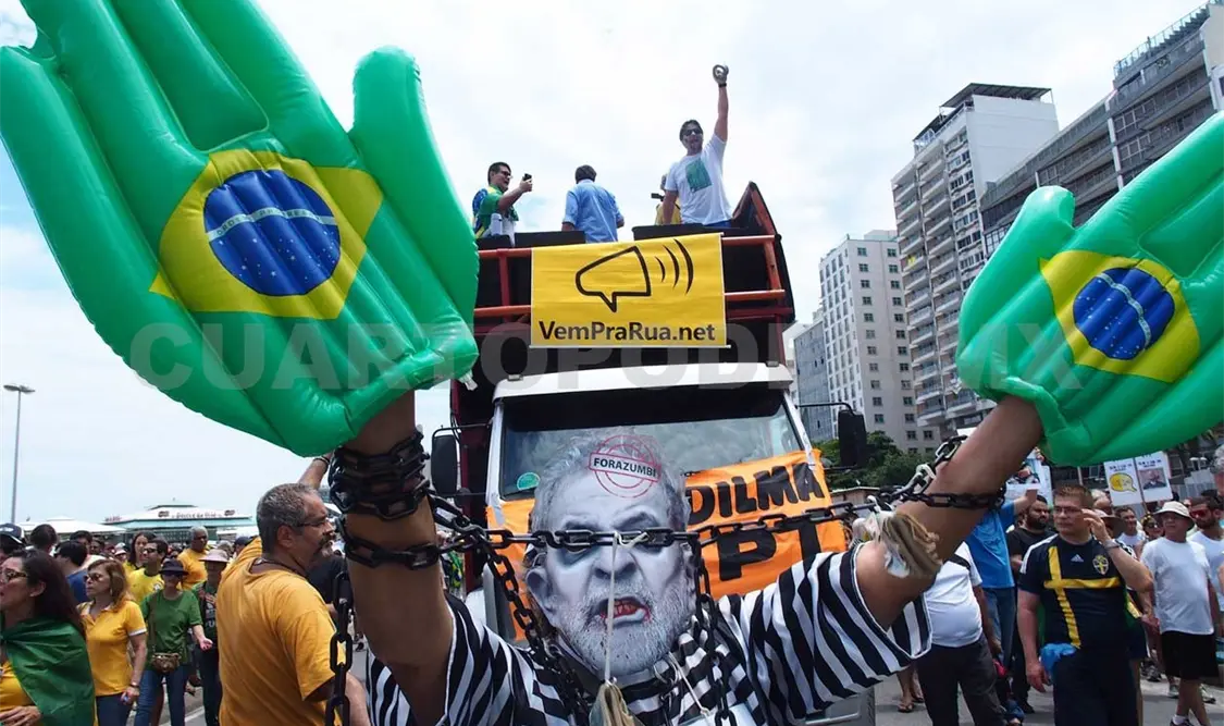 Brasil vuelve a protestar contra Rousseff
