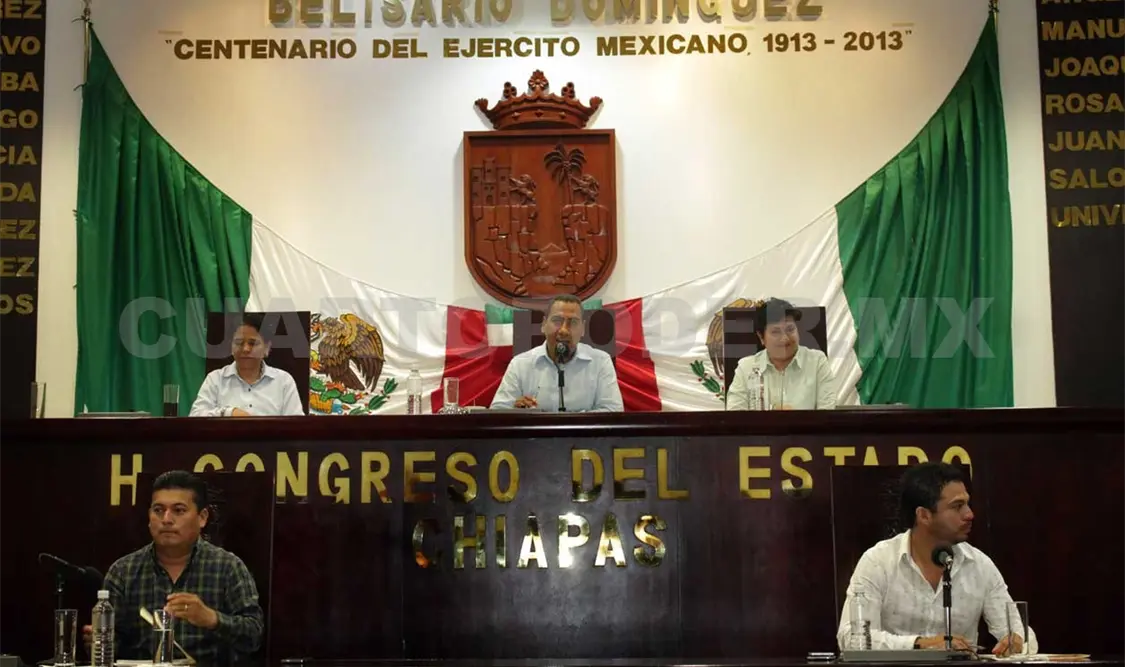 Compromiso de legislar a favor de la ciudadanía