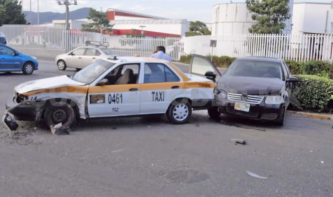 Fuerte accidente en el bulevar