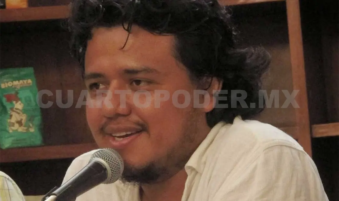 Ameht López Rivera, poeta que busca rescatar la obra de Armando Duvalier. Cortesía