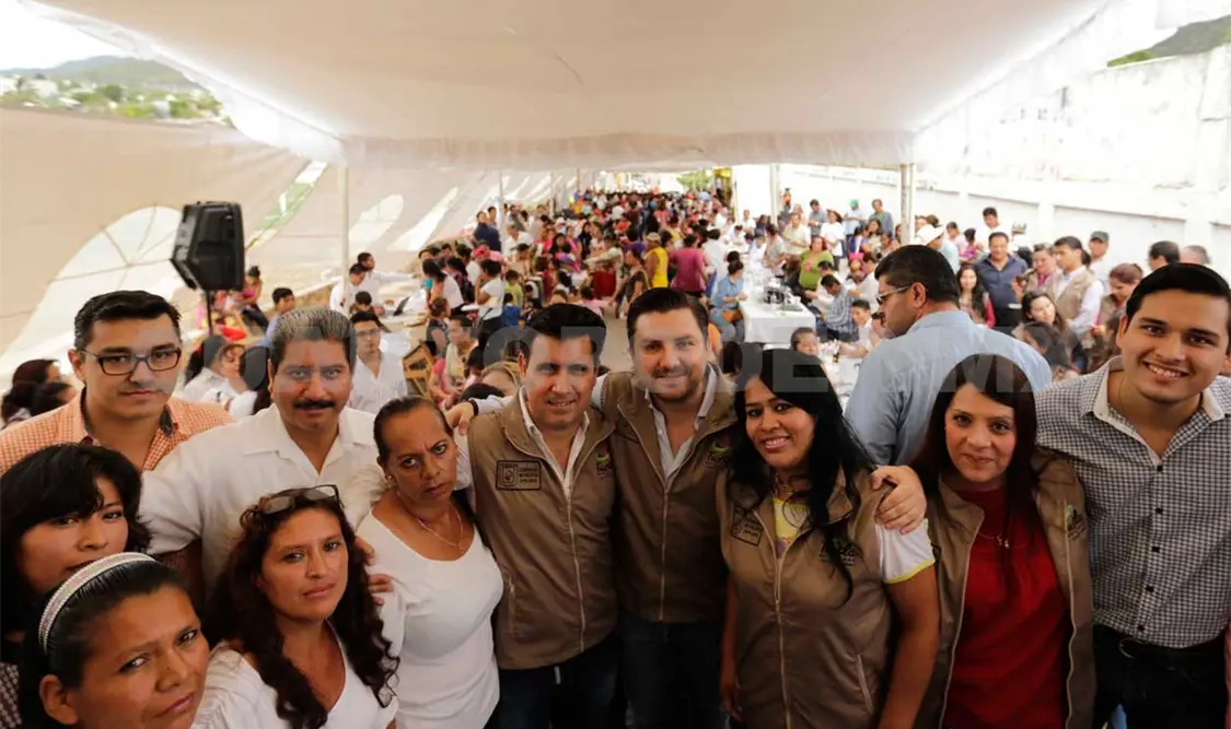 Fernando Castellanos Cal y Mayor asegura que la mejor manera de atender a los ciudadanos es permanecer junto a ellos. CP