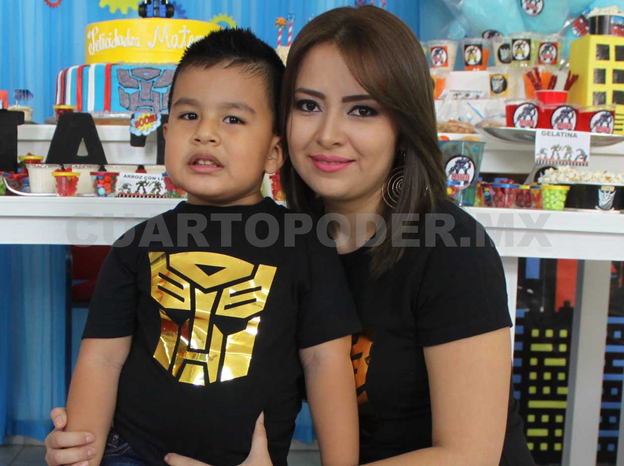 Fiesta al estilo Transformers