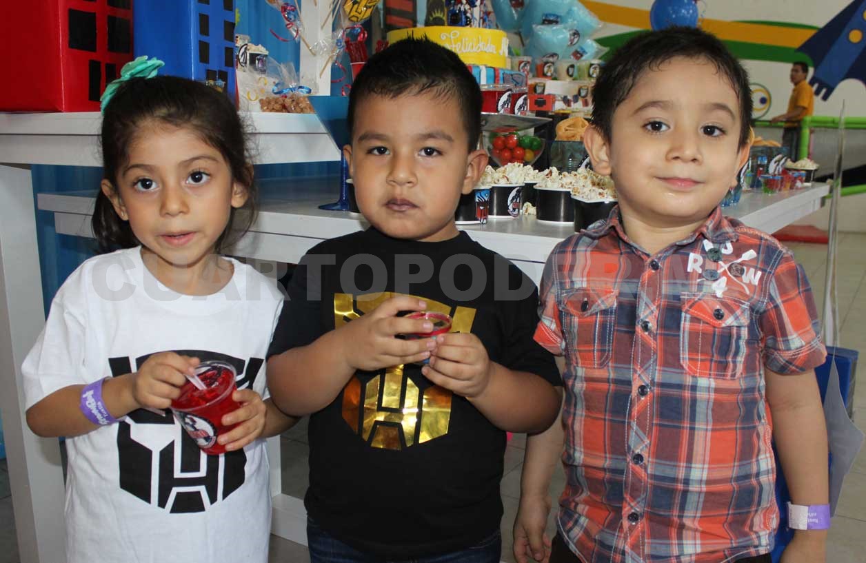 Fiesta al estilo Transformers
