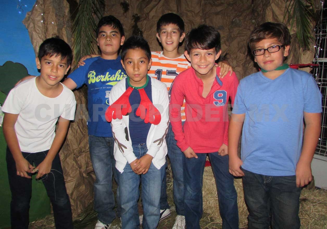Colegio Octavio Paz se viste de gala