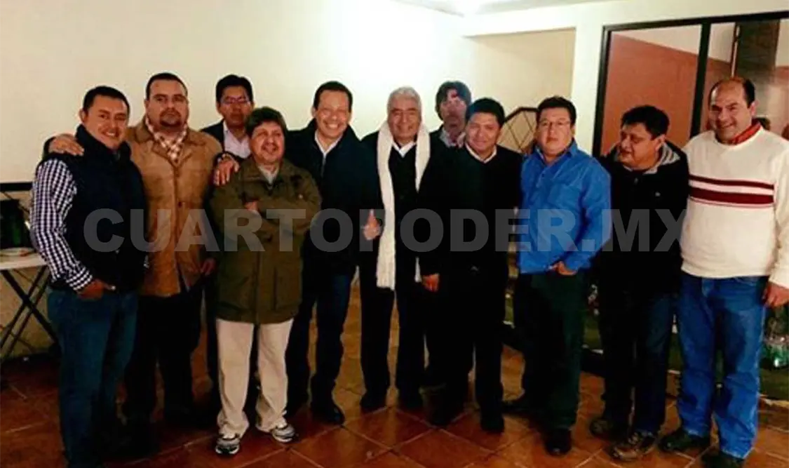 Comunicadores celebran tradicional posada
