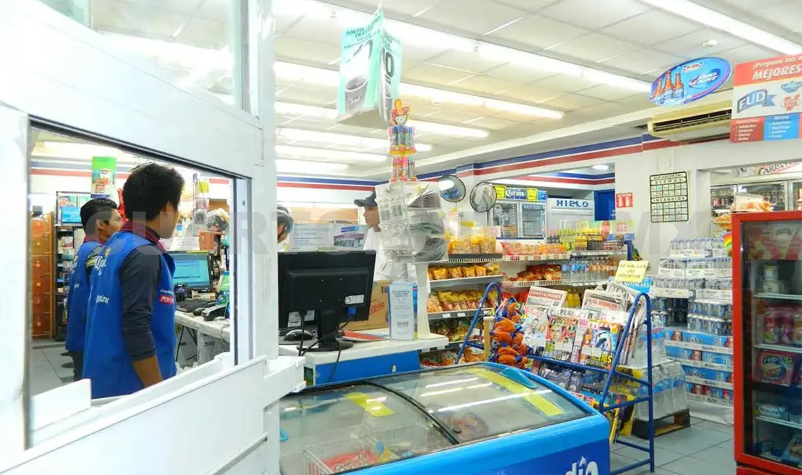 Asaltan otra tienda de conveniencia en Tuxtla