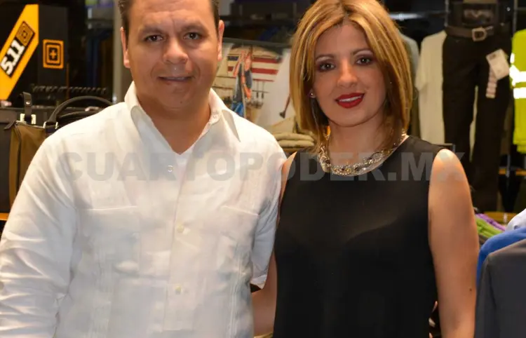 Inauguración llena de amigos