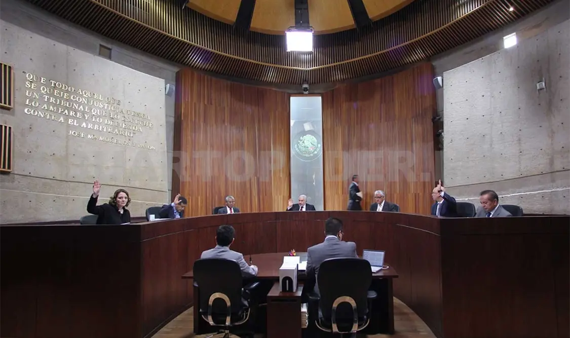 Llama TEPJF a regular candidaturas