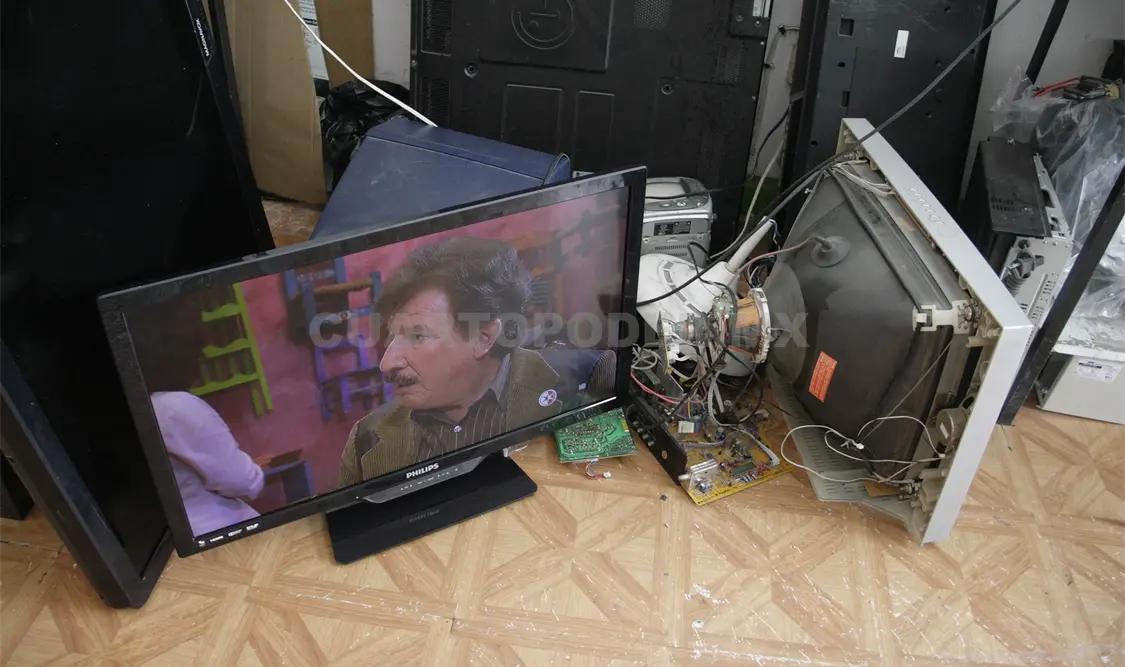 Los televisores de LED, LCD y Plasma son más delicados y con menor tiempo de vida que los antiguos. Guillermo Ramos / CP.