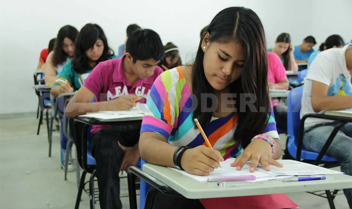 Lograr el bachillerato es una meta a alcanzar