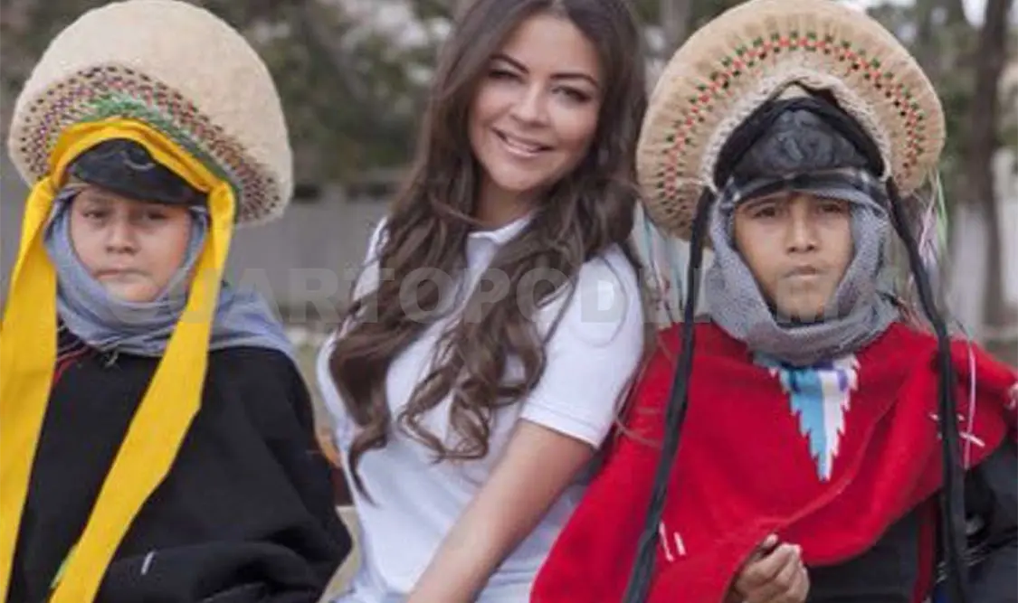 Busca Sasil de León, incluir lenguas indígenas a escuelas