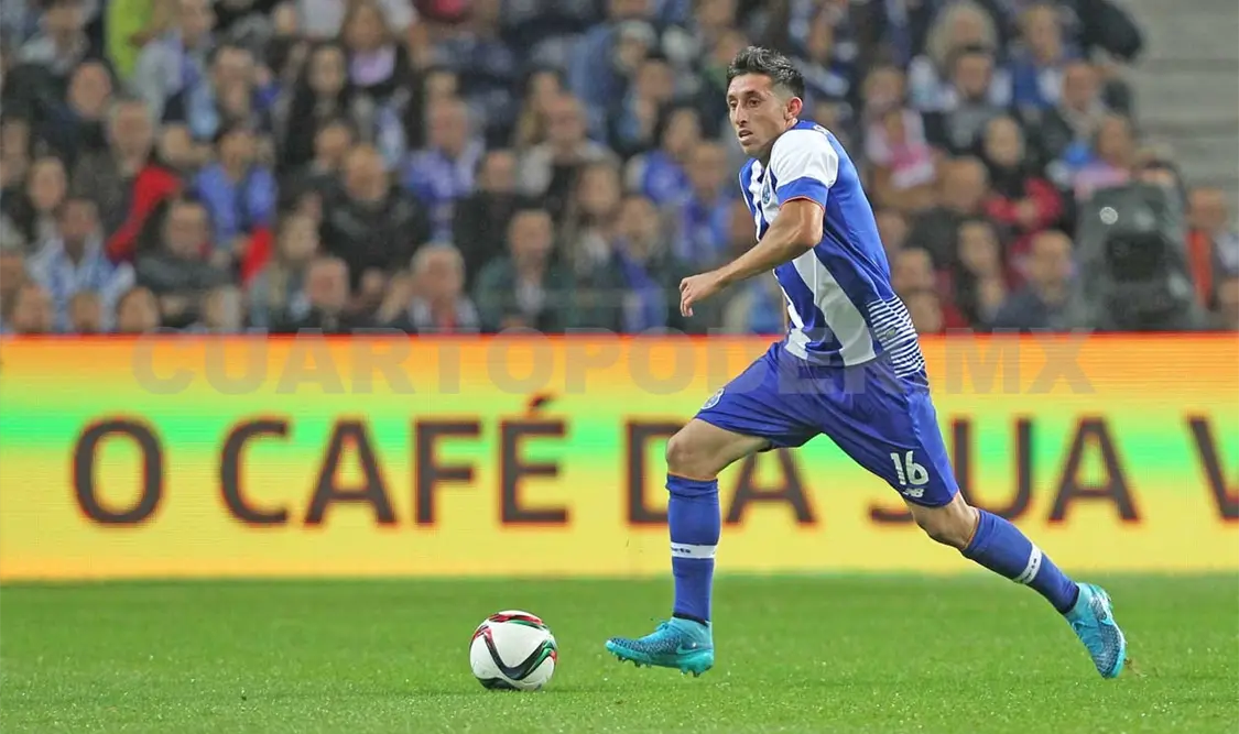 Porto empató pese a gol de Héctor Herrera